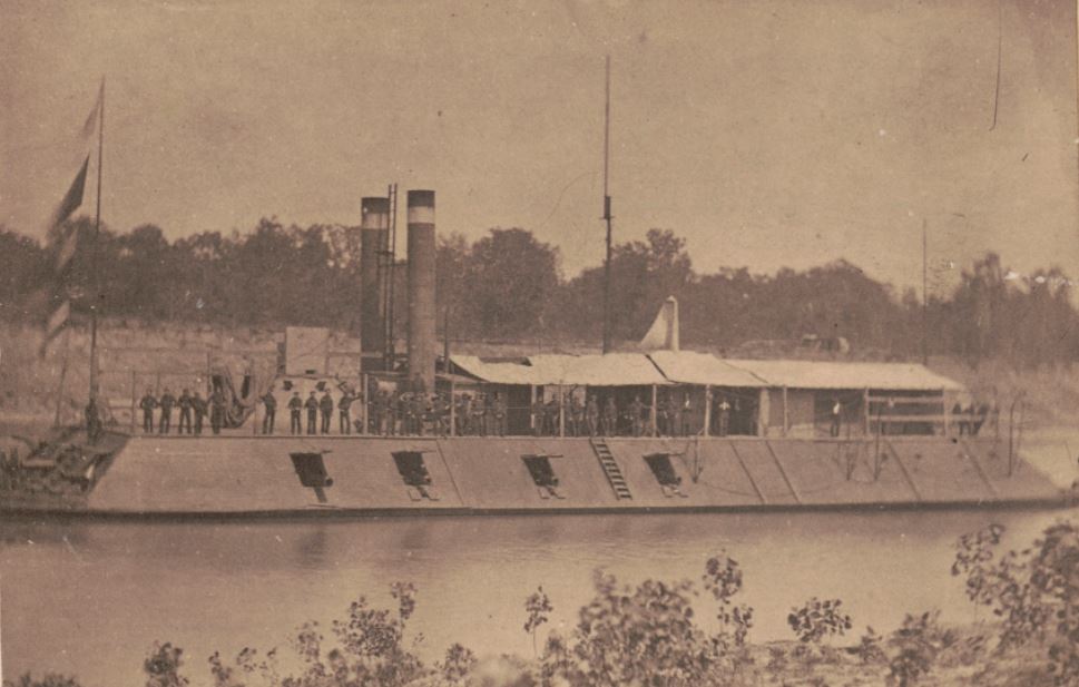 Ironclad gunboat USS Louisville on the Red River