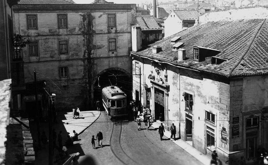 Lisbon during the war