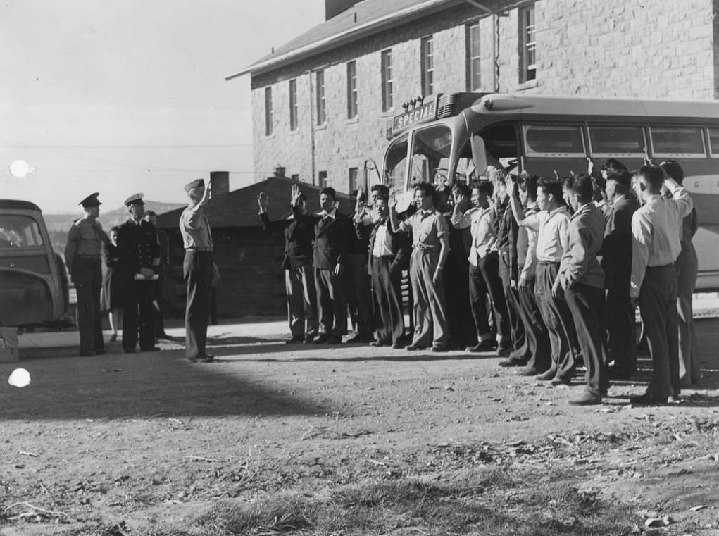 Native Americans: Navajo Code Talkers Recruits