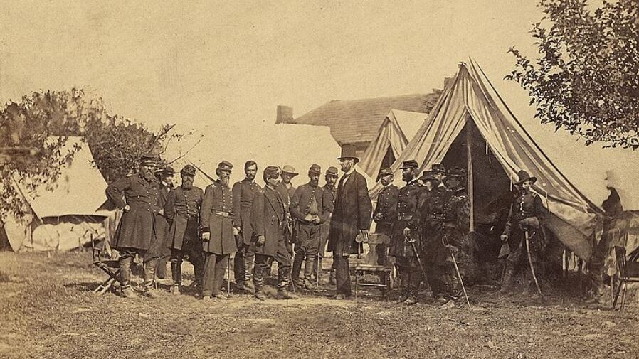 President Lincoln Battle of Antietam, Maryland civil war